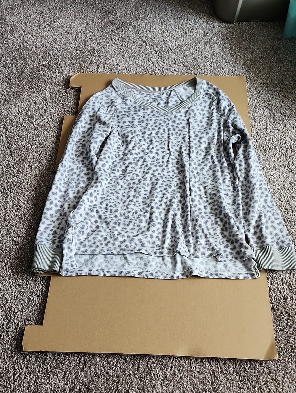 Cuddl Duds Light Gray Leopard-Print Pullover Sweatshirt